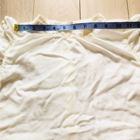 Anthropologie Cloth & Stone Cotton Ruffled Mock Neck Sleeveless Top in Off White - Picture 2 of 9